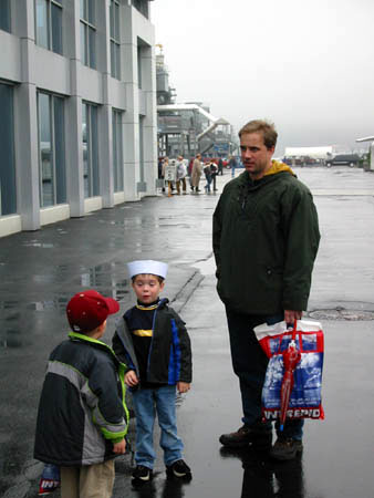 ThanksgivingIntrepid2003019