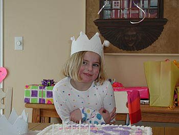 Eva_Bday_Ecake_pose